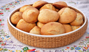 Os deliciosos Bolos Económicos da avó Lurdes