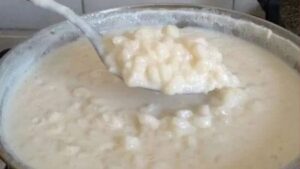 Canjica com Coco Super Cremosa: A Receita Caseira Que Faz a Casa Inteira Cheirar a Festa Junina