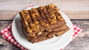 Preparei essa chocotorta e em minutos não sobrou nem um pedaço na travessa