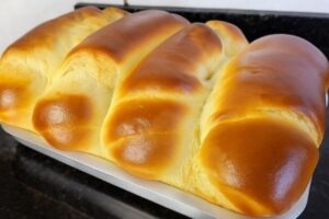 Pão Caseiro que Cresce Muito Super Fofinho e Gigante que Vai Tomar Conta da Sua Cozinha