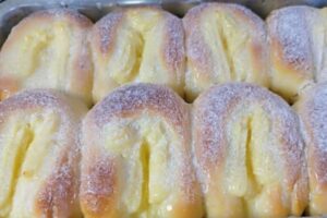 Pão Doce Recheado com Creme Mais Fofinho e Irresistível da Sua Vida