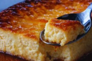 Receita de Pudim Cremoso Caramelizado