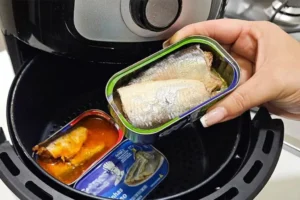 a sardinha. Esqueça a fritura tradicional e a bagunça que ela traz. Hoje, vamos desvendar os segredos de uma sardinha na air fryer suculenta, um jeito diferente, prático e sem bagunça de preparar o peixe, que vai conquistar a todos.
