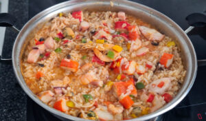 Receita de Arroz de Marisco caseiro que fica uma maravilha