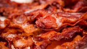Bacon Crocante deixa a cozinha inteira cheirando irresistível