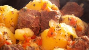 veja qual a melhor carne para a panela de pressão