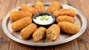 Croquete de Carne O salgado irresistível que sempre pede repeteco