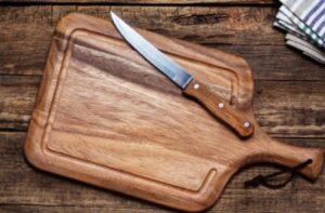 Tábua de madeira pode durar anos com esse cuidado simples; descubra