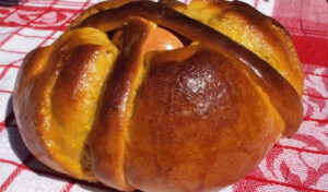 Folar da Páscoa de erva-doce e canela (delicioso e sai sempre bem)