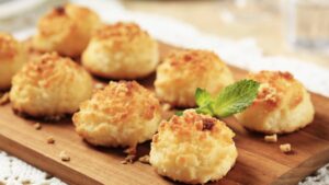 Macarons de Coco Uma combinação suave que transforma coco em algo elegante e especial