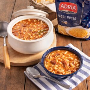 Sopa de Feijão Branco com Costelinha Defumada para os dias frios e chuvosos