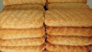 Bolachinhas de Leite que Derretem na Boca e Fazem Você Voltar pra Cozinha Só Pra Comer Mais Uma