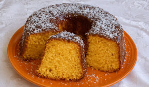 Bolo de abóbora e coco (fácil de fazer e fica tão bom)