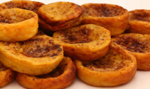 Calhambeques (logo desaparecem pois ficam tão bons que é impossível comer só um)