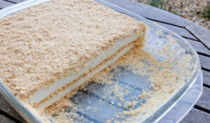 Delícia de bolacha Maria (tão cremosa que se desfaz na boca)