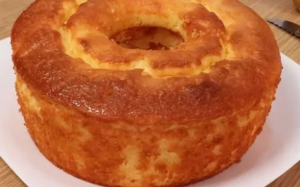 Bolo Amarelinho Fofinho – Ver Receita