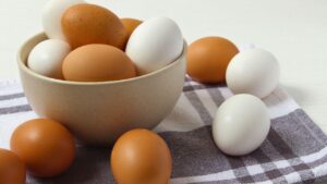 Acabou o ovo veja 3 ingredientes que você pode usar para dar liga à massa